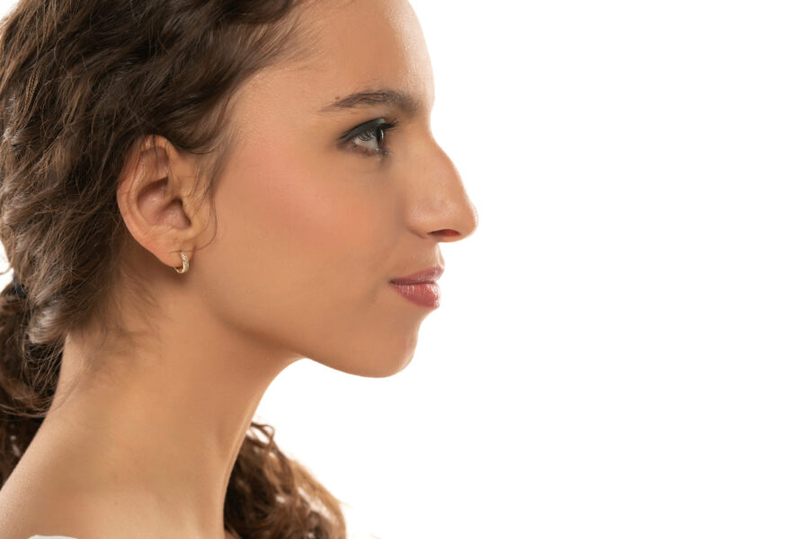 Naso aquilino: caratteristiche e rimedi